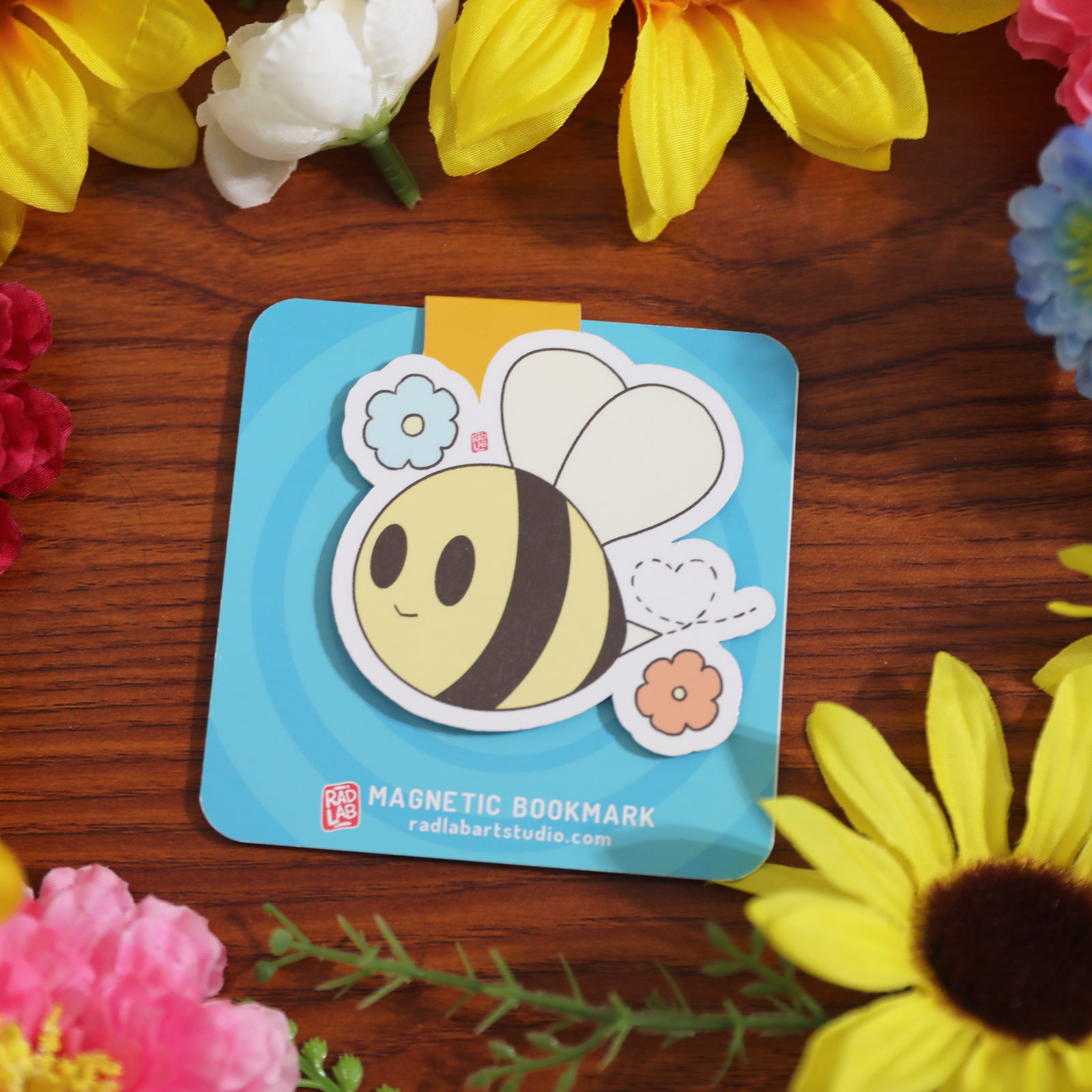 Cute Happy Bee | Magnetic Bookmark | Page Marker