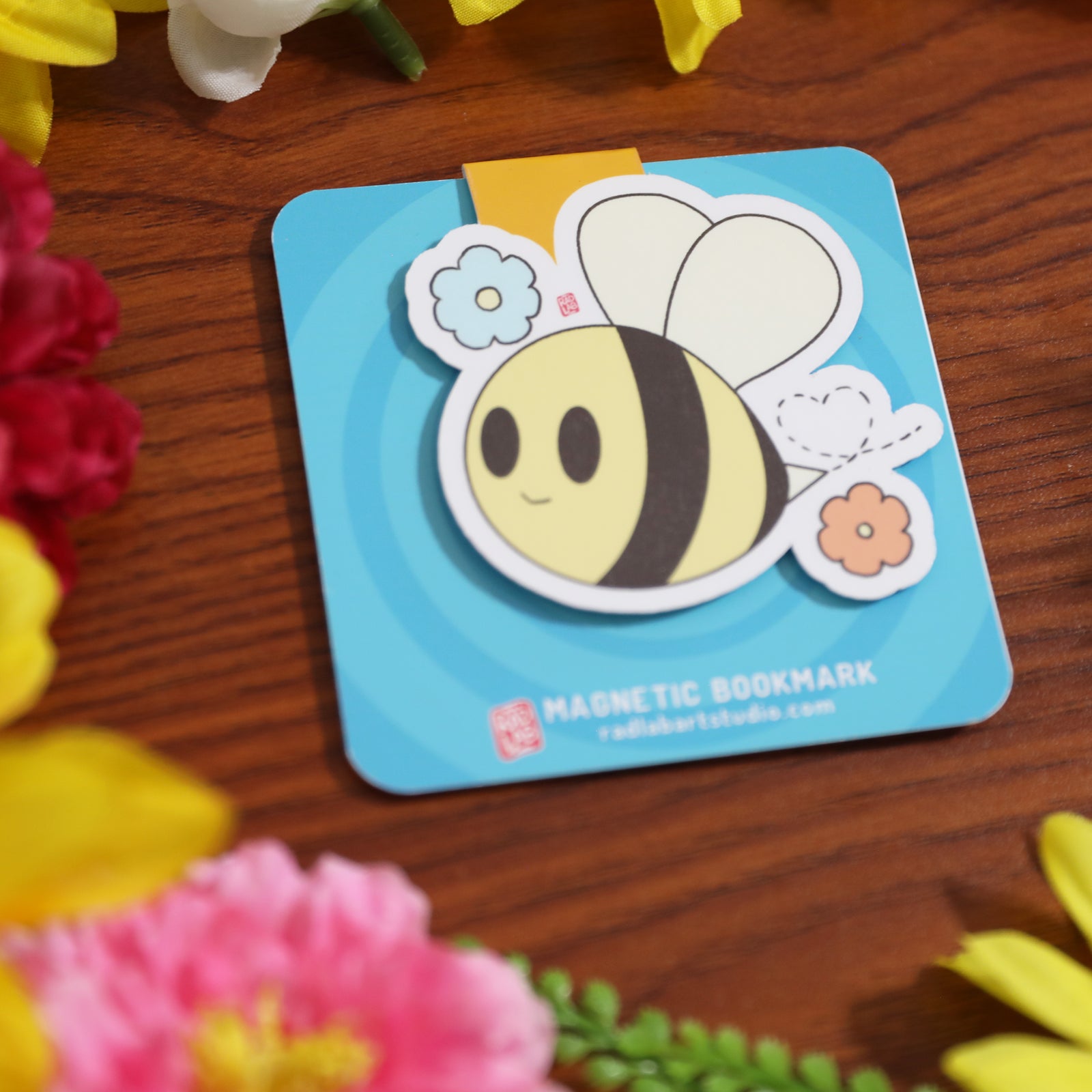 Cute Happy Bee | Magnetic Bookmark | Page Marker